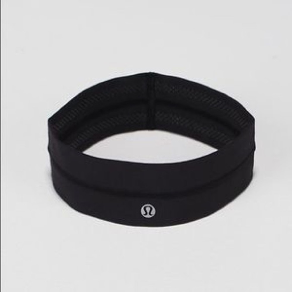 Lululemon Black Headband.